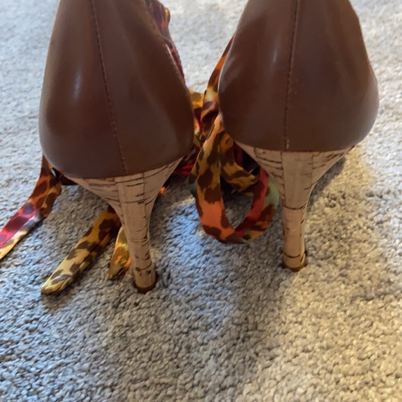 Carlos By Santa Salsa Shoes Lace Up Leopard Print. - Picture 3 of 4